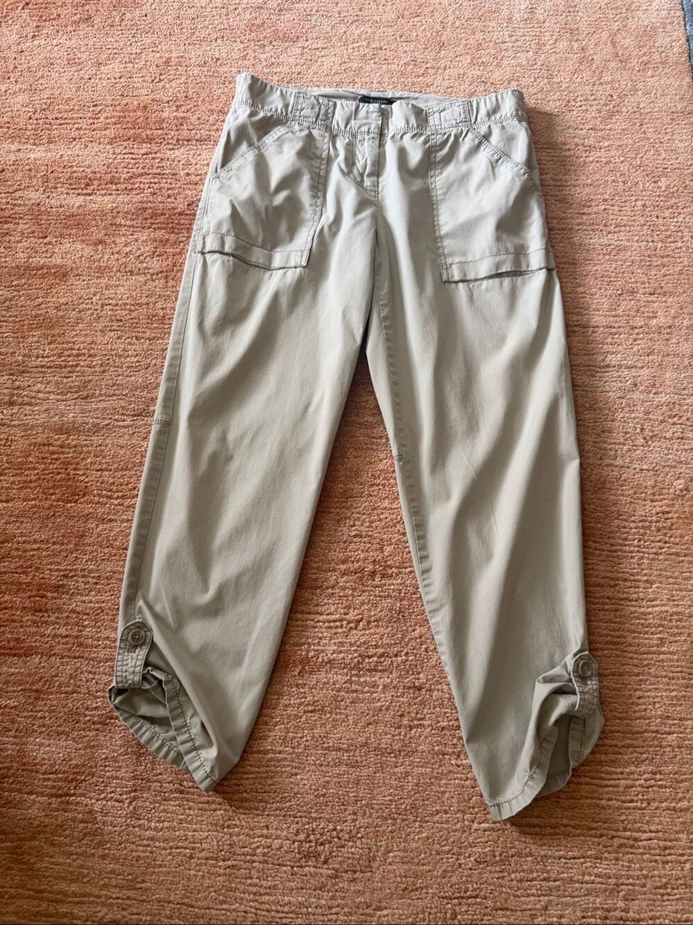 Ann Taylor Loft Women’s Size 4 Beige Convertible Roll-Up Capri Pants